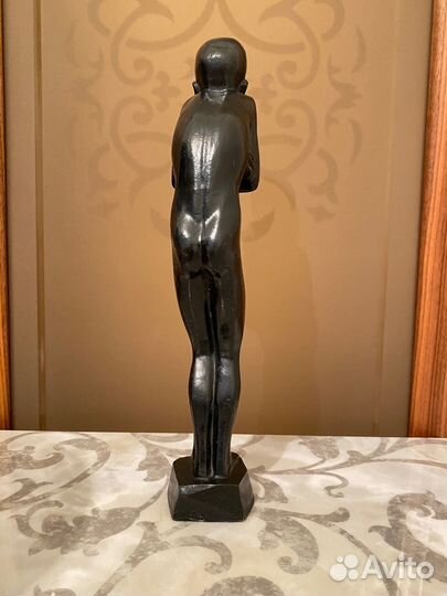 Винтажная чугунная статуэтка Мальчик Перекупался