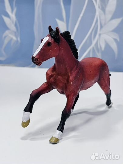Фигурки лошадей mojo