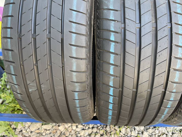 Bridgestone Turanza T005 225/40 R18