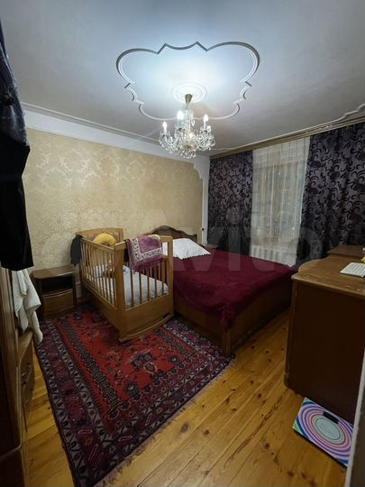 3-к. квартира, 80 м², 1/5 эт.