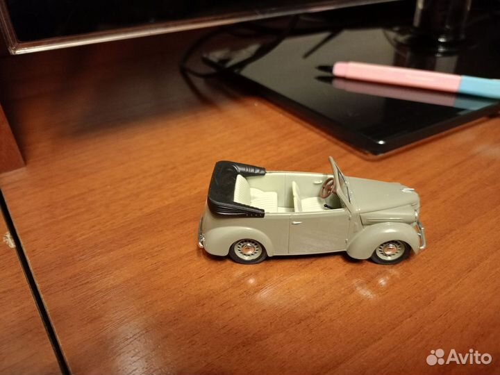 Модельки автомобилей 1:43