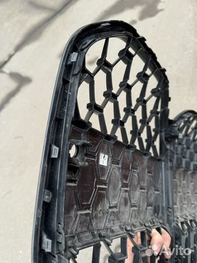 Решетка радиатора BMW 3 G оригинал