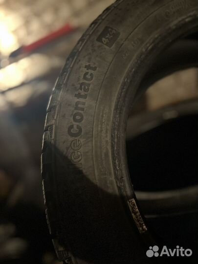 Continental Conti4x4IceContact 215/60 R17 94T