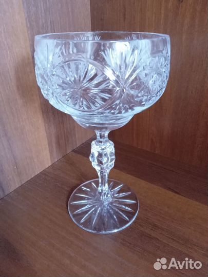 Хрустальная ваза для конфет