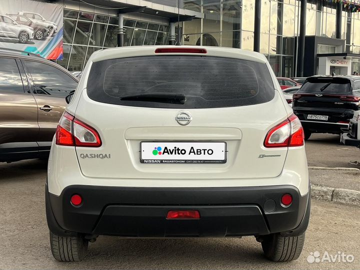 Nissan Qashqai 1.6 CVT, 2013, 94 101 км