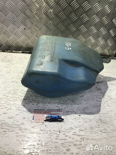 Бачок омывателя Фольксваген Пассат Б3 Passat B3