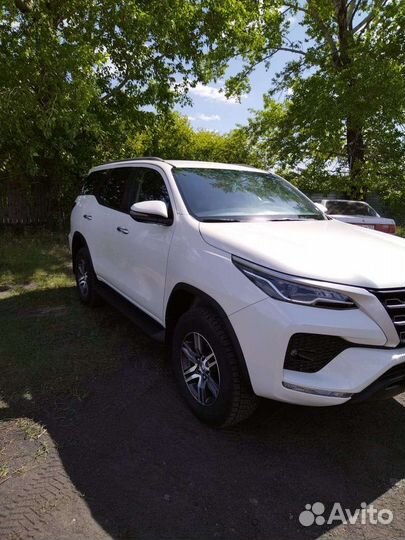 Toyota Fortuner 2.7 AT, 2022, 1 200 км