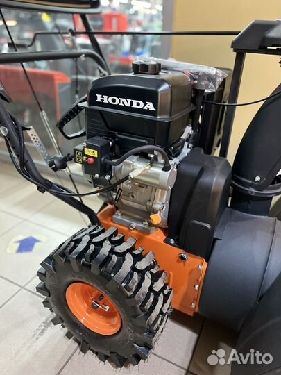 Снегоуборщик Honda HSS GX390 / 15HP