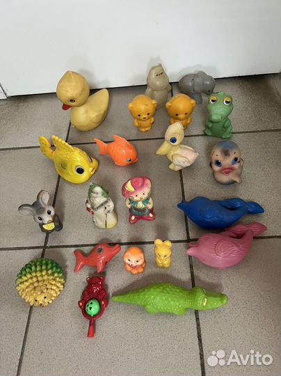 Игрушки ссср.Гармошка,неваляшка,мишка,Ванночка