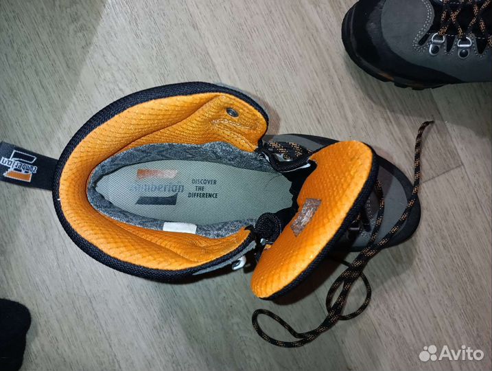 Трекинговые ботинки мужские