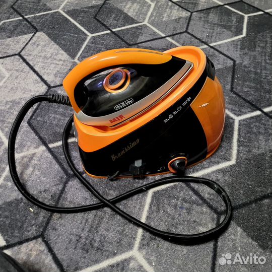 Утюг с парогенератором MlE