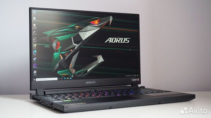 Ноутбук Aorus 240Hz i7 12700 RTX 3070 23 г (Новый)