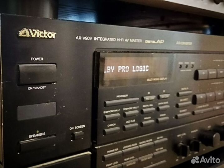 Victor AX-V909