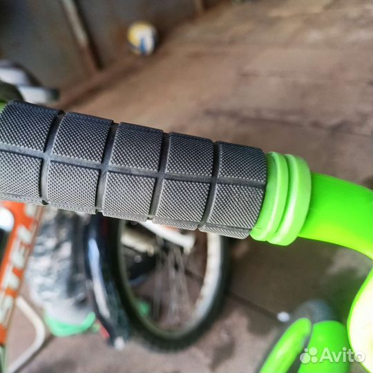 Велосипед 4-х и 2-х колесный