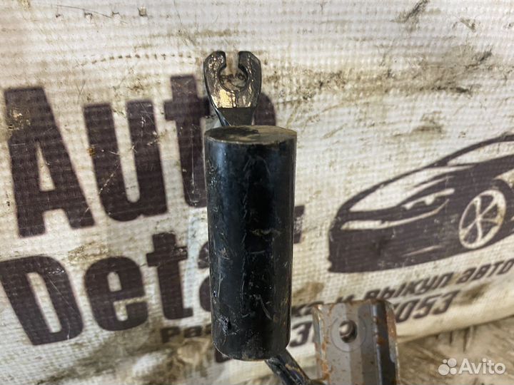 Педаль газа lancer 9