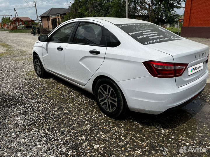 LADA Vesta 1.6 МТ, 2016, битый, 222 000 км