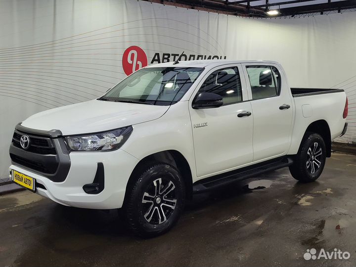 Toyota Hilux 2.4 МТ, 2022, 25 км