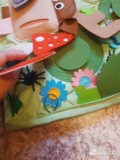 Подарок малышу. Развивающий коврик