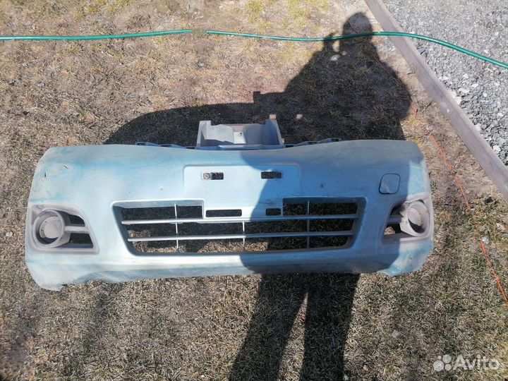 Бампер передний на nissan note