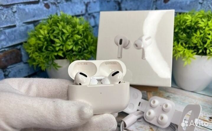 Airpods pro новые с гарантией + чехол