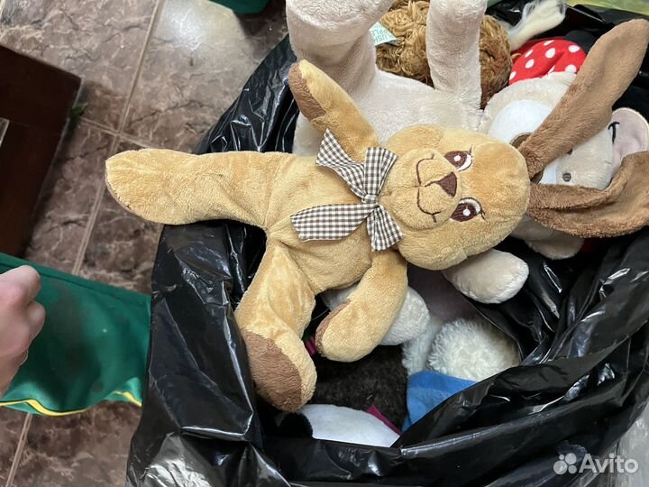 Игрушки пакетом (на фото не все игрушки )