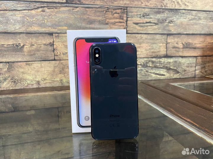 iPhone X, 64 ГБ