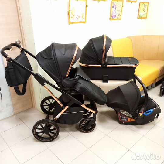 Стильная коляска Carello Aurora 3 в 1. Чёрная