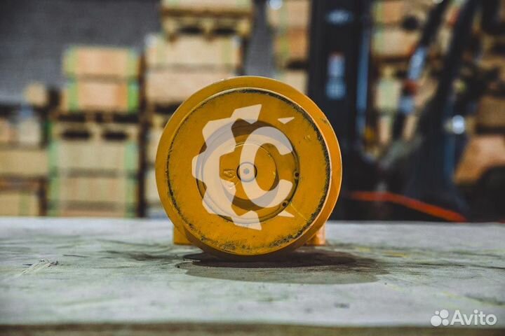 Каток поддерживающий solar290LC-V 2270-6126A