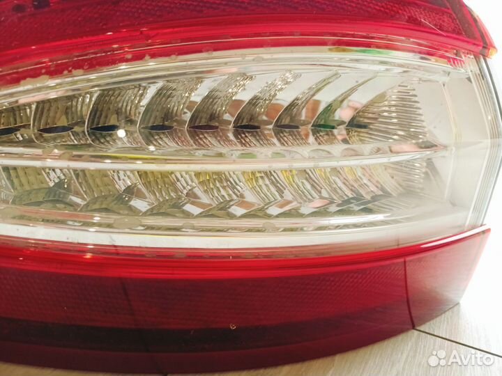 Фонарь задний левый Ford Mondeo 5 2026826