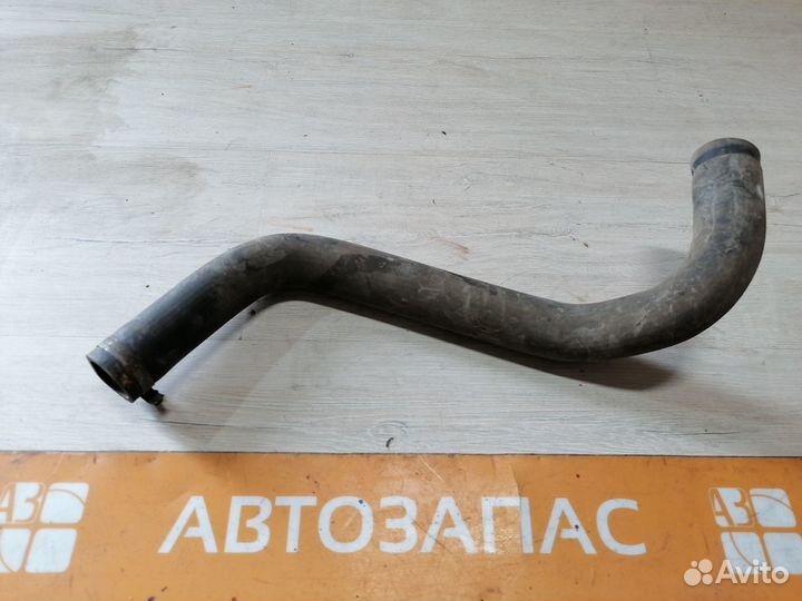 Патрубок охлаждения двигателя Hyundai Accent