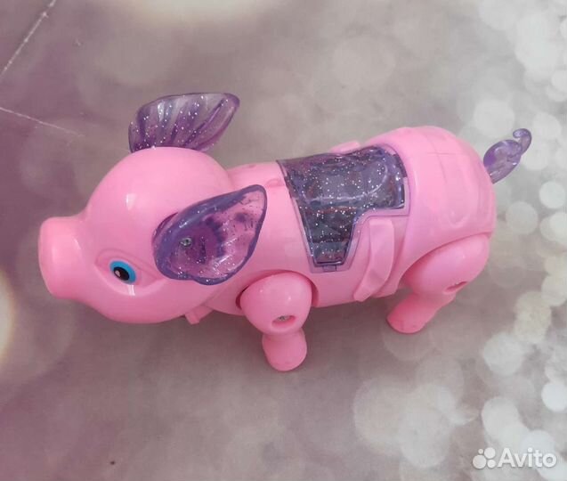 Новая игрушка свинка