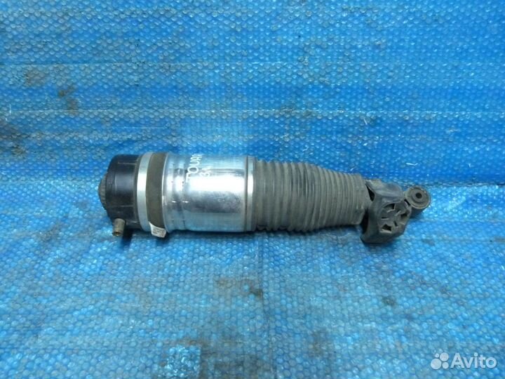 Пневмостойка задняя левая Volkswagen Touareg