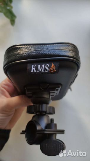 Держатель для телефона на руль