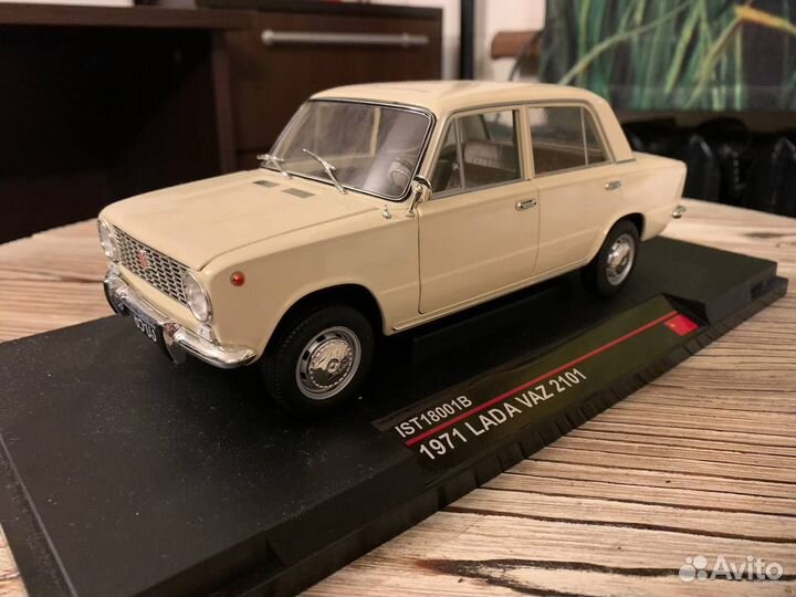 Ваз 2101 в масштабе 1/18 от IST