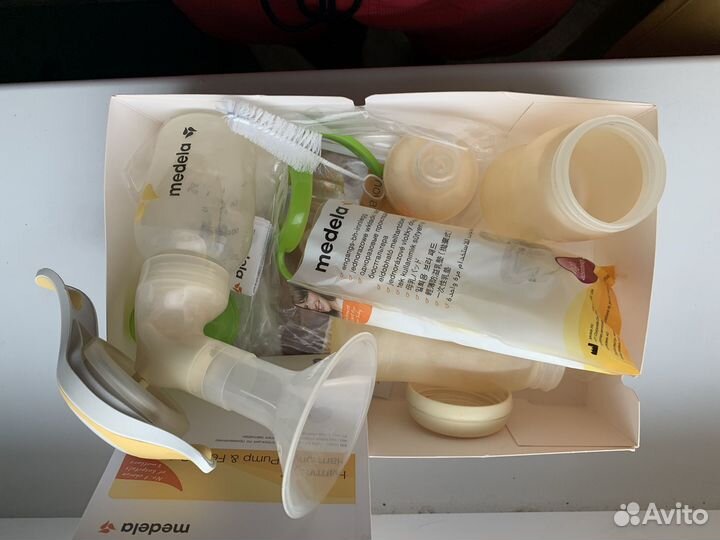 Молокоотсос medela