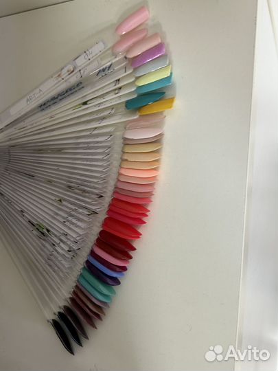 Продам Гель лак для ногтей