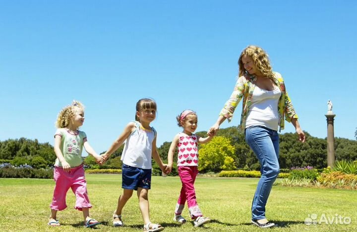 Няня для pебенкa в Москве. Сиделкa. Компаньонка