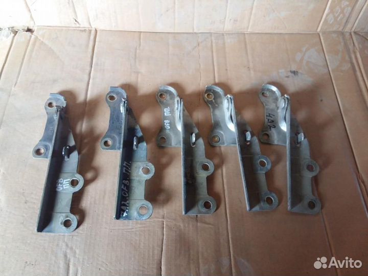 Петля капота правая Opel Frontera B 1998-2004