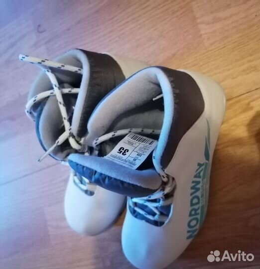 Лыжные ботинки