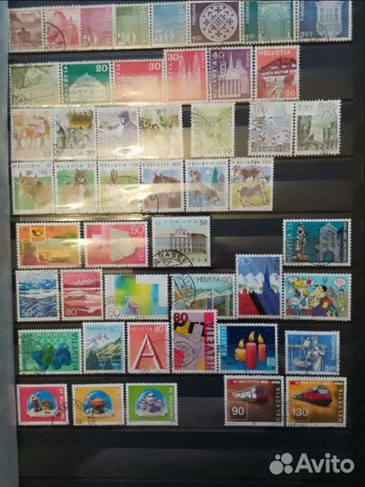 Почтовые марки в альбоме