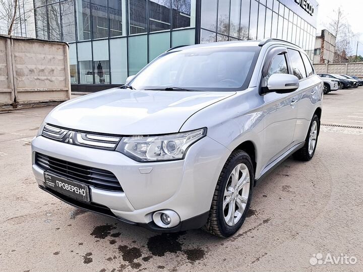 Mitsubishi Outlander 2.4 CVT, 2012, 235 871 км