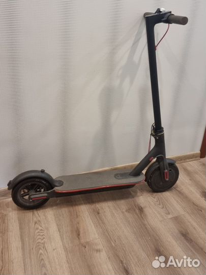 Электросамокат Xiaomi Mijia M365