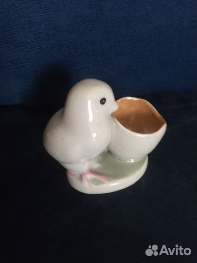 Фигурка фарфор Цыпленок подставка под яйцо Дулево
