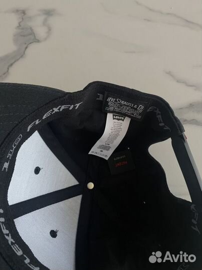 Кепка levis