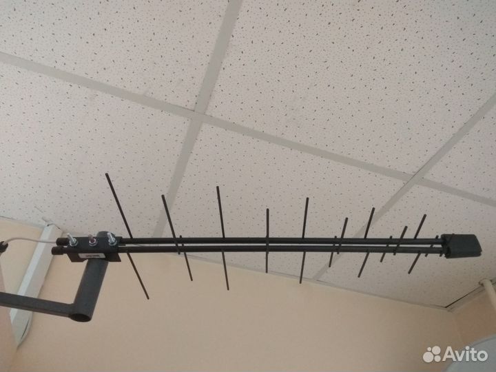 Антенна телевизионная наружная локус Зeнит-20AF