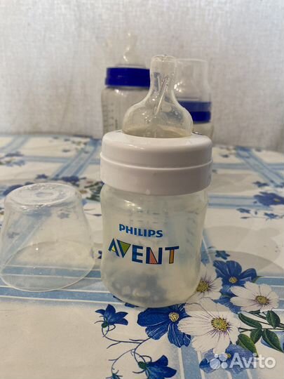 Бутылочки для кормления avent