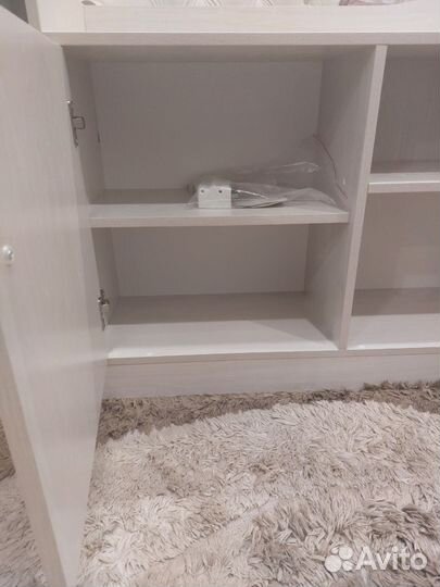 Полка-стенка навесная