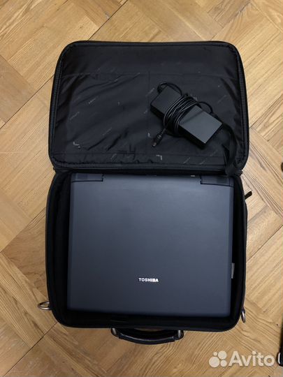 Ноутбук Toshiba 2400-S251