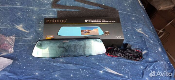 Видеорегистратор -зеркало с камерой заднего вида
