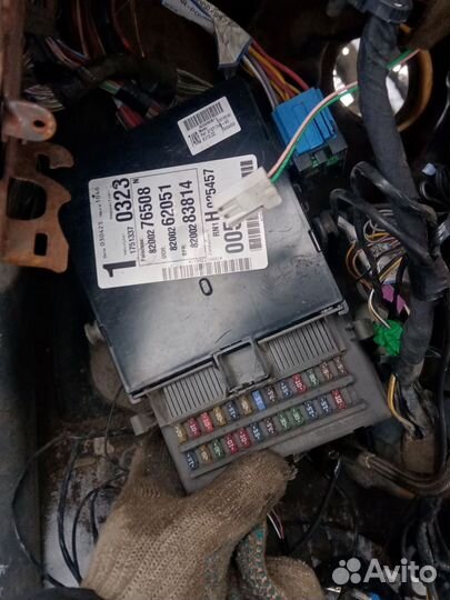 Блок предохранителей Renault Laguna 2 2.2 G9T703